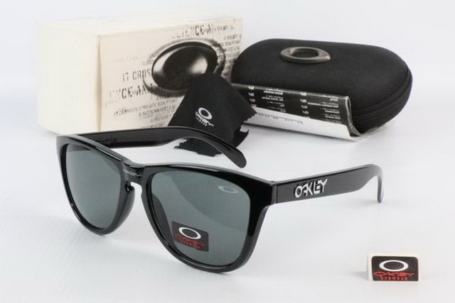 Oakley Boutique Sunglasses 047